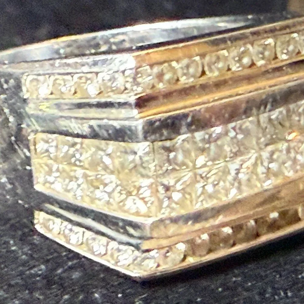 14K Yellow Gold Diamond 1.80ct Men's Dome Ring Size 9 with $100 Poker Chip